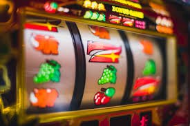 Filipino players browsing bingplus sports and casino categories on mobile